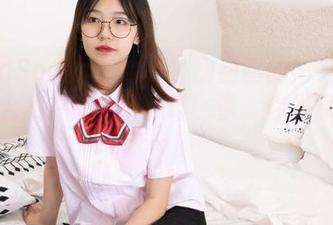 BoBoSocks袜啵啵 - 甜甜圈的马丁靴幻想:合集中的那些‘鞋’事,你发现了吗?