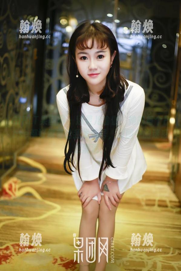GIRLT果团网 - 通灵儿瑜伽：她的每个Pose都好像在给我发信号，原图中的迷惑感满满！