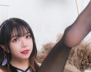 无圣光流淌的堕落修女,原图中的Leah梓未让人心动不已