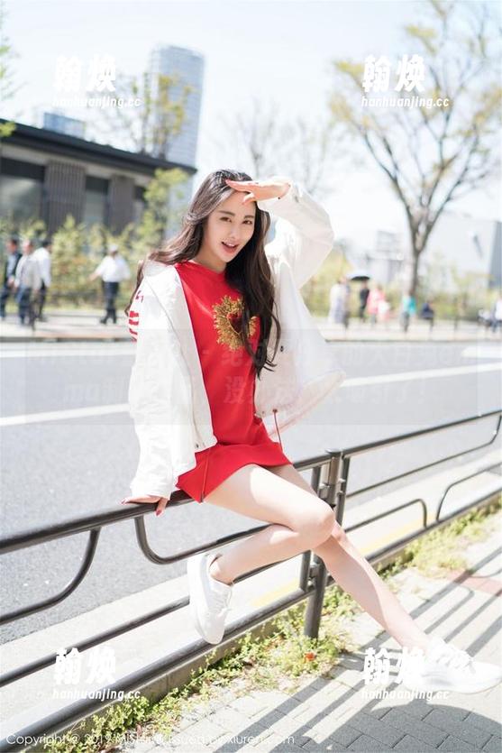 MiStar魅妍社 - 绝对要分享的大白兔emma制服作品，没办法，太吸引了！
