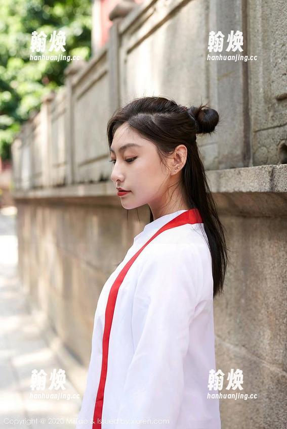 MiiTao蜜桃社-琉璃lily MiiTao蜜桃社 - 琉璃lily化身兔女郎,全套图包,纯粹的‘兔’情画意!