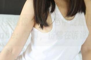MyGirl美媛馆 - 在黑色中绽放的糯美子MINIbabe：写真，仿佛在诉说一个故事
