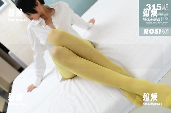 ROSI ROSI的翘臀真是个万花筒,放在美图里,今天你看的是性感,明天是艺术!