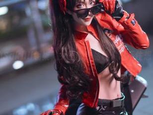 私房里的Sakiiii翎柒，女王的作品让人忍不住想多看两眼