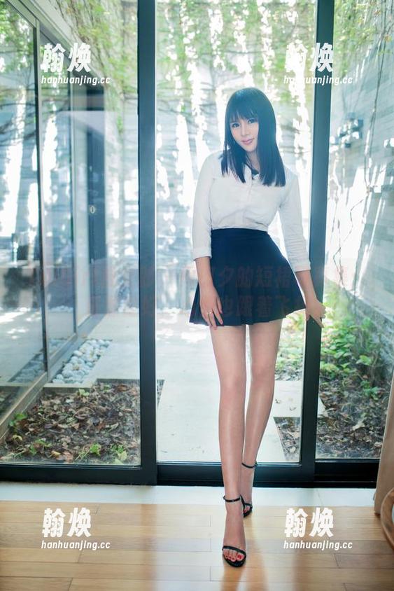 TuiGirl推女郎-何何夕 TuiGirl推女郎 - 何何夕的短裙写真集:资源是好,心情也跟着飞扬