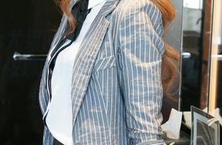 UGirls尤果网 - 从不轻易展示的体操服福利，乔依琳的作品让我也想跳出我的舒适区，来场华丽转身！