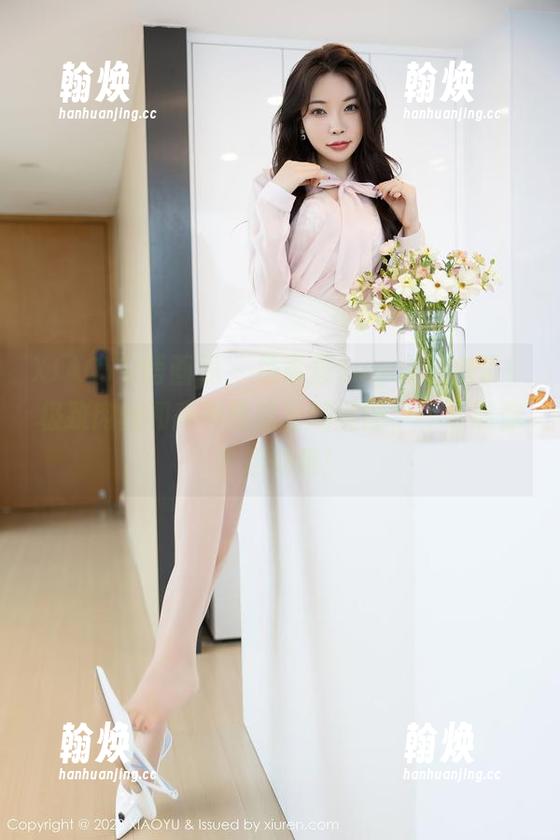 XIAOYU语画界 - 杨晨晨sugar又来了！极致肉丝和高筒靴结合的美图，不下载你会后悔哦！