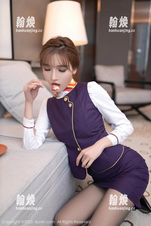 Xiuren秀人网-伊小七MoMo Xiuren秀人网 - 最新图包出炉,伊小七MoMo黑白写真,简单又不简单,你一定要看一看。