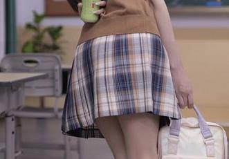 Xiuren秀人网 - 一秒入戏！张庭蓉的女神写真，原图吸引眼球！