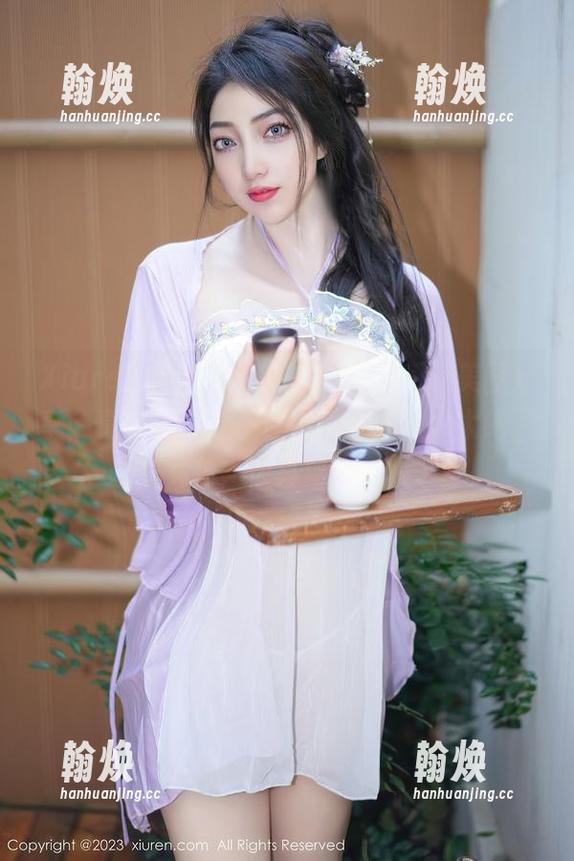 Xiuren秀人网 - 徐莉芝Booty的美图分享，真是让人忍不住要尖叫：这也太绝了吧，女神，你真是太会玩了！