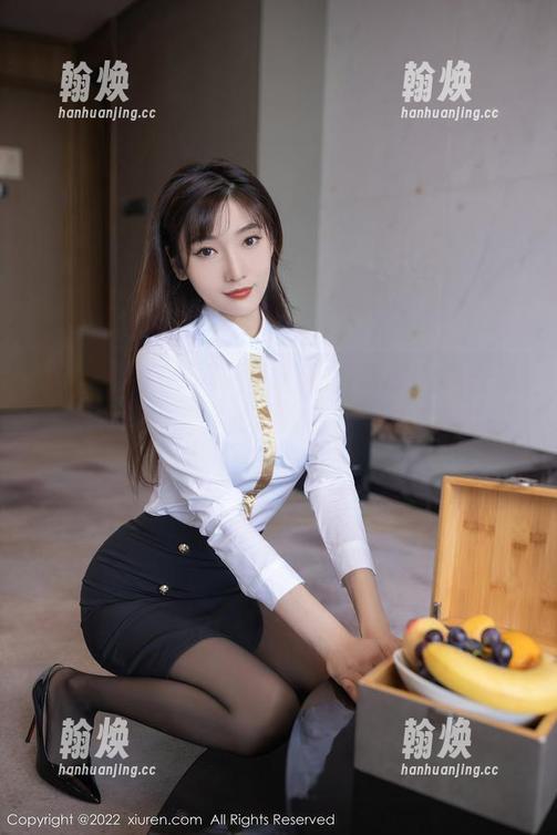 Xiuren秀人网 - 林悠悠又带来定制连体衣图集，生活在此刻似乎全都失去了意义…