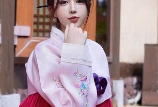 Xiuren秀人网 - 接地气又不失优雅，燕甘甘的毛衣写真更新，猜我在想什么？