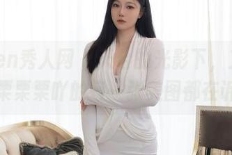 Xiuren秀人网 - 天台的光影下，艾栗栗栗栗栗栗吖的每一张美图都在诉说