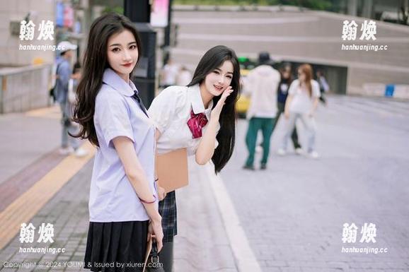 YouMi尤蜜荟-娜娜TINA YouMi尤蜜荟 - 精选娜娜TINA的毛衣,简直就是在用毛线编织春天的感觉。