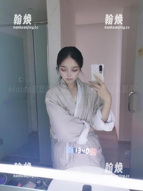 eloise软软的泳池之旅：这套图让人忍不住想跳下去畅游！