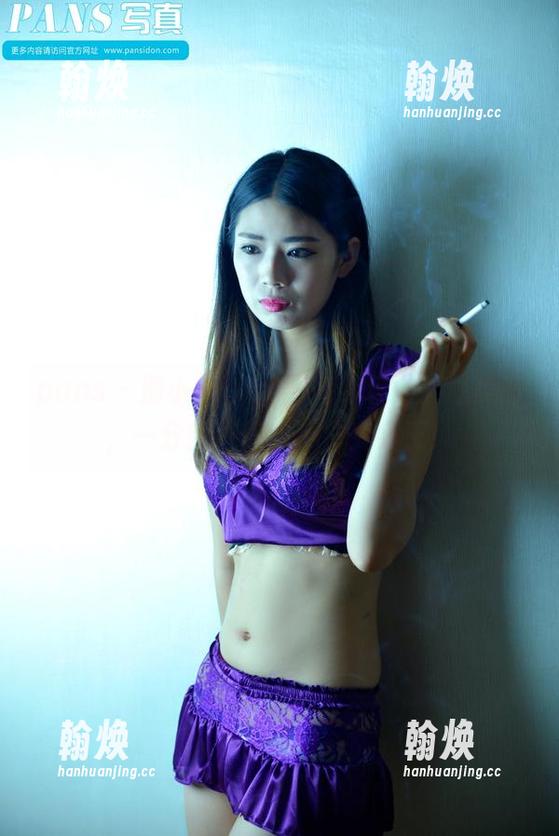 pans - 别小看roro的高跟鞋，下载美图，一分钟让你从小白变女王！