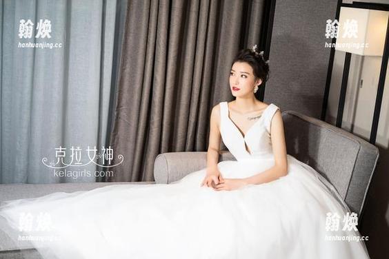 克拉女神-慕菲 克拉女神 - 户外写真,慕菲的原图马上要让你心动了,套图里还有更多惊喜!