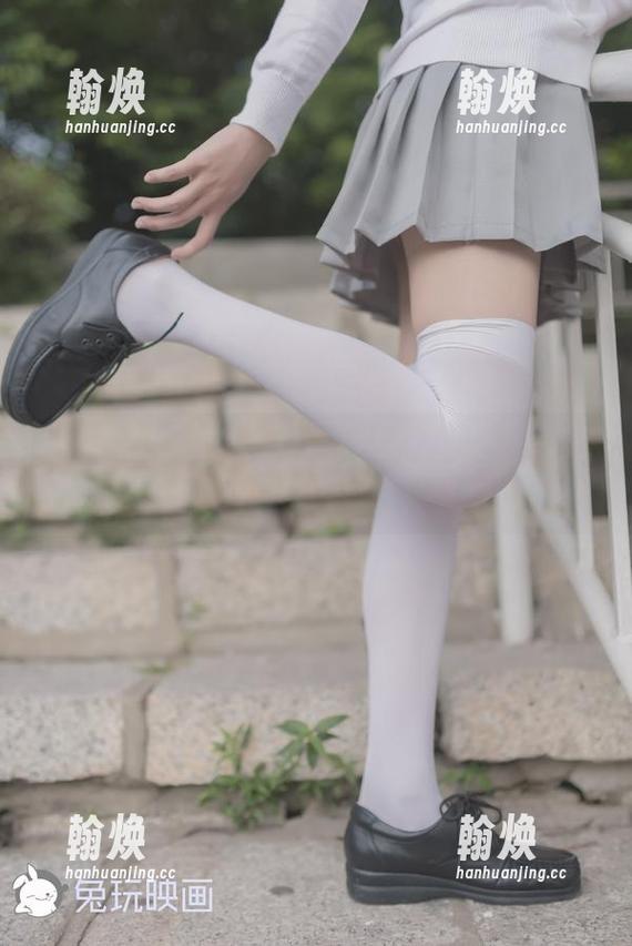兔玩映画：这些猫和少女的写真，简直是猫奴和少女心中的终极美梦！