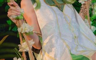 最新图包上线!咬人小小兔短裙,甜到齁。