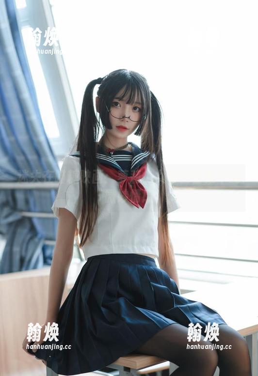 迷失在喵糖映画：萝莉少女套图合集中的微妙情感