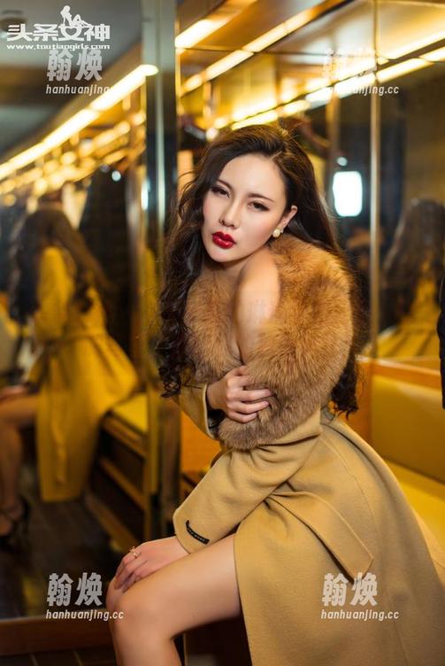 头条女神 - 你不知道的琳琳学姐秘笈：定制写真，照出你的独特风格！