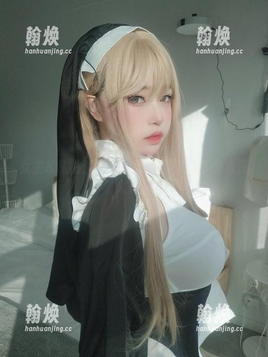 女主K私拍：上司的秘密里藏着多少水深火热！
