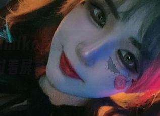 御子Yumiko白色写真，图片让人忍不住想对着屏幕抖腿，我真是个宅男！