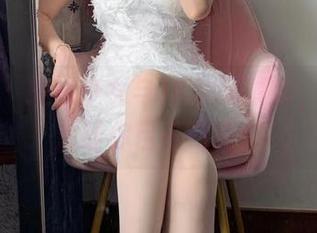 微密圈 - 提袜少女与JK的写真缘，免费照片让你目不转睛！