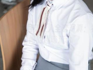 梦丝女神 - 花月舞双人全套写真：视线交错间的趣味流动