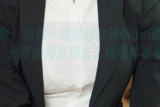爱尤物 - 送你一组赫拉女神hena的浴缸套图：分享的同时别忘了隔着屏幕晃一晃！