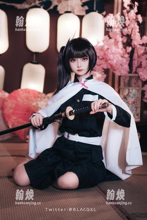 白莉爱吃巧克力集结号：小舞图包里，小心坠入这个梦幻般的舞台！