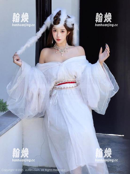 秀人网-爱丽莎Lisa 秀人网 - 爱丽莎Lisa:当空姐遇上写真,原图美得让人窒息!
