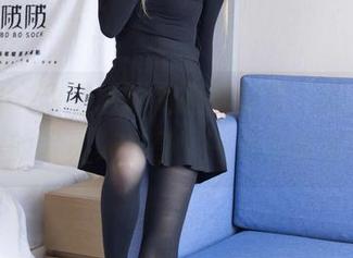 袜啵啵 - 甜甜圈的高跟鞋日记，双重鞋子魅力的写真集分享，一起来看看吧！