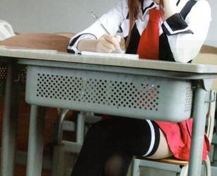 无圣光的铭铭kizami美腿图集，别问我怎么知道的，反正封面已经让我心潮澎湃。