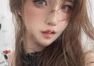 在线偶遇阿薰kaOri，白丝合集让你目不转睛的那种