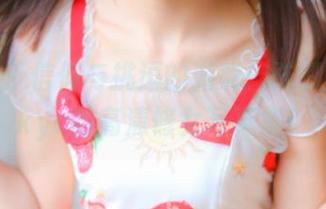 一场关于信仰与挑逗的游戏：陆卿卿kyokyo的高清修女写真集！